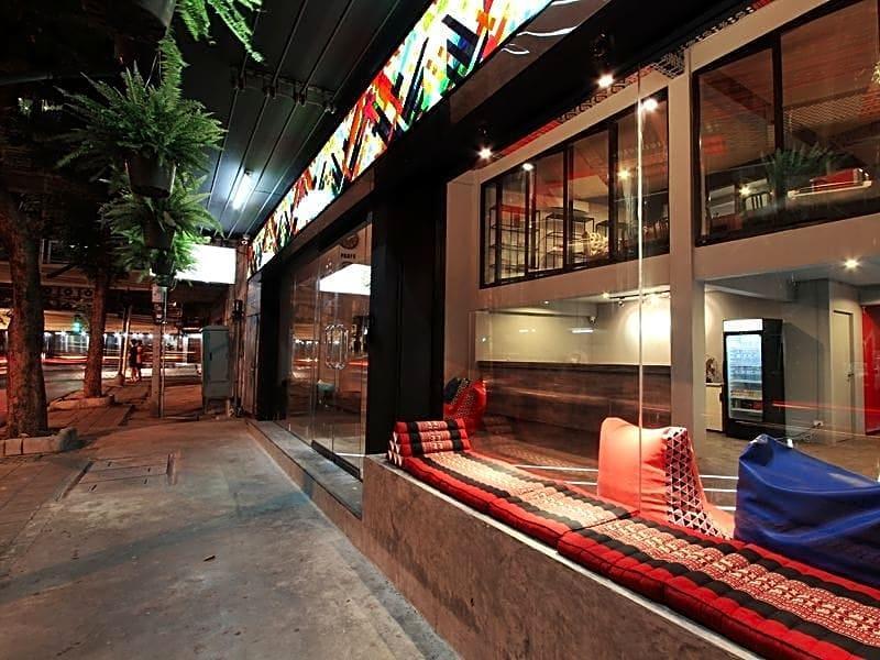 Everyday Bangkok Hostel Dış mekan fotoğraf